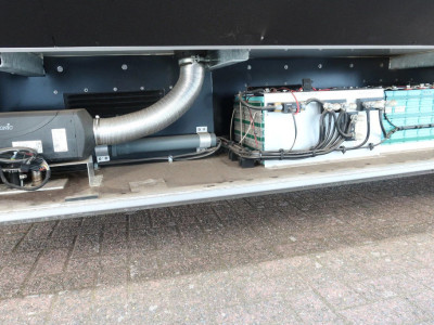 Iveco Daily 70 70 C 18 Luchtering 3.0 L motor Tijhof opbouw foto 21