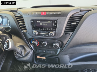 Iveco Daily 70C18 3.0L Automaat 1000KG Laadklep Luchtvering 180PK Dubbellucht Bakwagen Airco Cruise DHollandia Euro6 Meubelbak Koffer 7tons Airco Cruise control foto 19