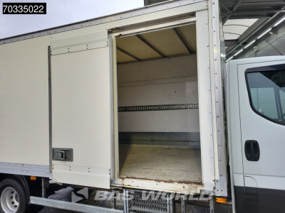 Iveco Daily 72C18 3.0L 1000KG Laadklep Automaat Dubbellucht 180PK Bakwagen Airco Cruise Camera Euro6 Meubelbak Koffer Mobelkoffer Airco Cruise control foto 9