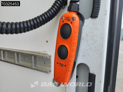 Iveco Daily 72C18 3.0L Automaat 1000KG Laadklep Luchtvering 180PK Dubbellucht Airco Cruise DHollandia Euro6 Meubelbak Koffer Bakwagen Airco Cruise control 10