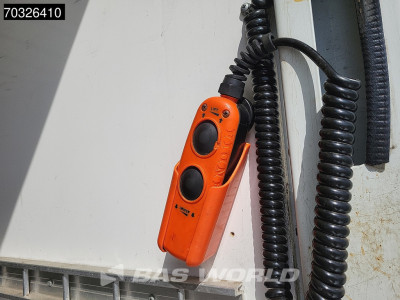 Iveco Daily 72C18 3.0L Automaat Bakwagen 1000KG Laadklep Luchtvering 180PK Dubbellucht Airco Cruise DHollandia Euro6 Meubelbak Koffer Airco Cruise control 10