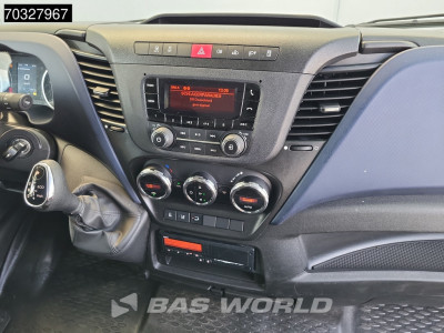 Iveco Daily 72C18 3.0L Automaat Bakwagen 1000KG Laadklep Luchtvering 180PK Dubbellucht Airco Cruise DHollandia Euro6 Meubelbak Koffer Airco Cruise control 18