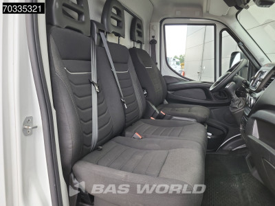 Iveco Daily 72C21 3.0L Automaat 1000KG Laadklep Luchtvering 210PK Dubbellucht Airco Cruise Camera DHollandia Euro6 Meubelbak Koffer Bakwagen LBW Mobelkoffer Airco Cruise control foto 13
