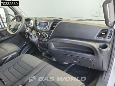 Iveco Daily 72C21 3.0L Automaat 1000KG Laadklep Luchtvering 210PK Dubbellucht Airco Cruise Camera DHollandia Euro6 Meubelbak Koffer Bakwagen LBW Mobelkoffer Airco Cruise control foto 3