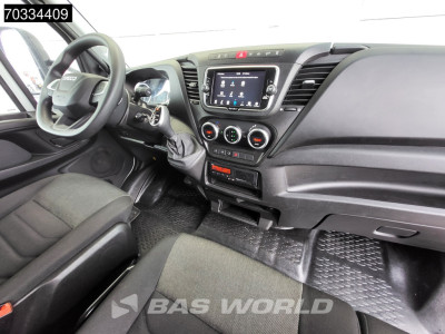 Iveco Daily 72C21 3.0L Automaat 1000KG Laadklep Luchtvering 210PK Dubbellucht Airco Cruise Camera DHollandia Euro6 Meubelbak Koffer Bakwagen LBW Mobelkoffer Airco Cruise control foto 3