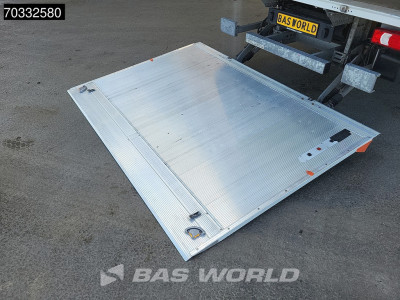 Iveco Daily 72C21 3.0L Automaat 1000KG Laadklep Luchtvering 210PK Dubbellucht Airco Cruise Camera DHollandia Euro6 Meubelbak Koffer Bakwagen LBW Mobelkoffer Airco Cruise control foto 8