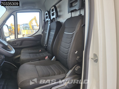 Iveco Daily 72C21 3.0L Automaat 1000KG Laadklep Luchtvering 210PK Dubbellucht Airco Cruise DHollandia Camera Euro6 Meubelbak Koffer Bakwagen Airco Cruise control foto 16