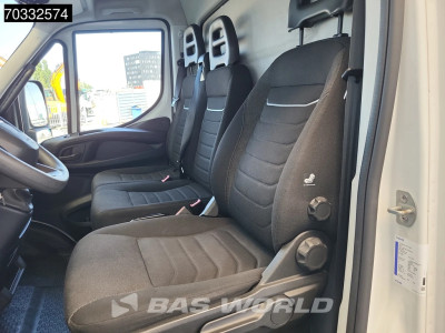 Iveco Daily 72C21 3.0L Automaat 1000KG Laadklep Luchtvering 210PK Dubbellucht Airco Cruise DHollandia Euro6 Meubelbak Koffer Bakwagen Airco Cruise control foto 15