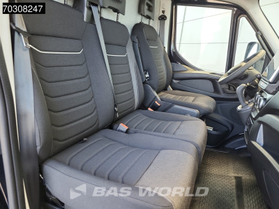 Iveco Daily 72C21 3.0L Automaat Laadklep Dubbellucht 210PK Bakwagen ACC LED Airco Camera CarPlay DHollandia Euro6 Meubelbak Koffer Airco foto 15