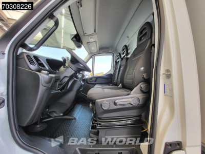 Iveco Daily 72C21 Automaat Luchtvering 1000KG Laadklep Bakwagen ACC Airco Camera CarPlay DHollandia Euro6 7tons Meubelbak Koffer Airco foto 18