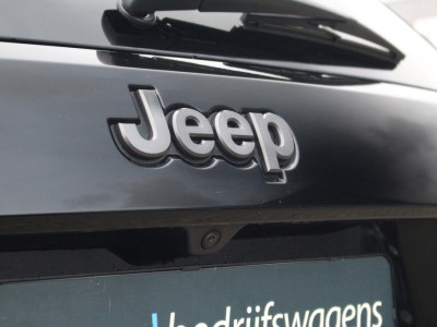 Jeep Grand Cherokee S 3.0CRD 250pk VAN | Climate | Adap. Cruise | Panoramadak | Camera | Lease 699,- p/m foto 10