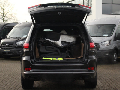 Jeep Grand Cherokee S 3.0CRD 250pk VAN | Climate | Adap. Cruise | Panoramadak | Camera | Lease 699,- p/m foto 7