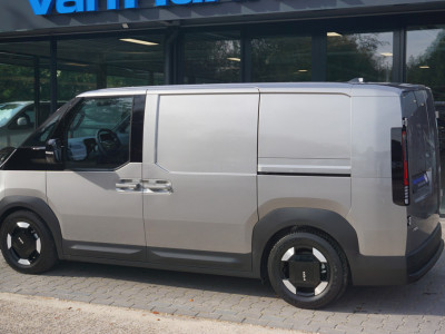 Kia PV5 L2H1 Elite Cargo Executive 71.2 kWh Navi, 360° Cam, Stoel Verwarming / Ventilatie, 2x Schuifdeur!! NR. K01 foto 3