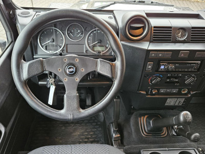 Landrover Defender 130 2.2 D Crew Cab BTW nieuwe motor! foto 10