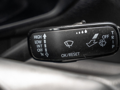 MAN TGE 2.0 TDI | L3H3 | 140 PK | 3-Zits | Trekhaak 3.0T | 1e Eigenaar | Camera | Carplay | Cruise | Airco | Trekhaak 17