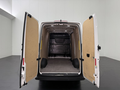 MAN TGE 2.0TDi 140PK DSG Automaat L3H3 | Multimedia | Camera | Airco | Cruise | 3-Zits foto 4