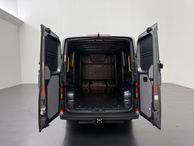 MAN TGE 2.0TDi 140PK L3H2 Exclusive | Led | 2xSchuifdeur | Navigatie | Camera | Airco | Cruise | 3-Zits foto 4