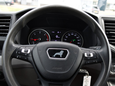 MAN TGE 3.140 35 2.0 L3H2 PB Edition Camera, Cruise, Carplay, LED, 140pk, Automaat, Multimedia, 3000kg Trekhaak, voorruit verwarming, Uniek! foto 14