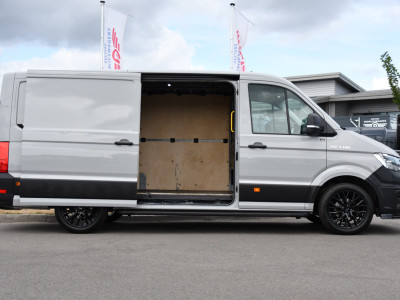 MAN TGE 3.140 35 2.0 L3H2 PB Edition Camera, Cruise, Carplay, LED, 140pk, Automaat, Multimedia, 3000kg Trekhaak, voorruit verwarming, Uniek! foto 16