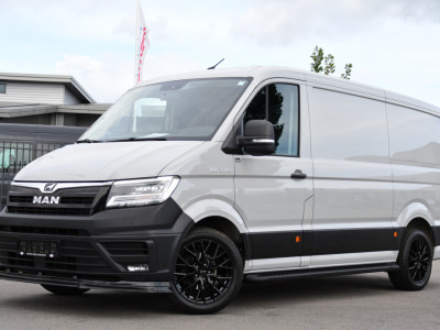 MAN TGE 3.140 35 2.0 L3H2 PB Edition Camera, Cruise, Carplay, LED, 140pk, Automaat, Multimedia, 3000kg Trekhaak, voorruit verwarming, Uniek! foto 4
