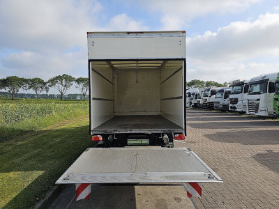MAN TGE 3.140 Bakwagen laadklep Spoiler Carplay 3 zitsplaatsen BPM-vrij Euro6 140Pk! foto 11