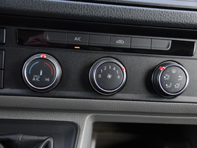 MAN TGE 3.180 35 2.0 L3H2 PB Edition Cruise, Camera, Carplay, LED, 177pk, Automaat, Geveerde stoel, Multimedia, Uniek! foto 21