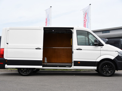 MAN TGE 3.180 35 2.0 L3H2 PB Edition Full Options! Adaptieve Cruise, Camera, Carplay, LED, 177pk, Automaat, Stoelverwarming, Multimedia, Geveerde stoel, Uniek! foto 11