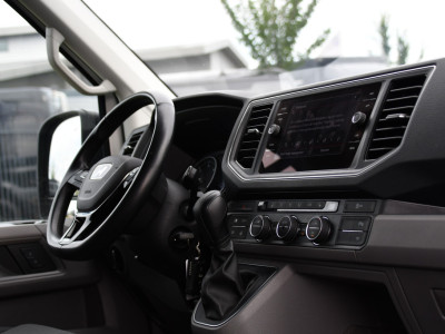 MAN TGE 3.180 35 2.0 L3H2 PB Edition Full Options! Adaptieve Cruise, Camera, Carplay, LED, 177pk, Automaat, Stoelverwarming, Multimedia, Geveerde stoel, Uniek! foto 18