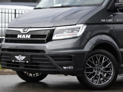 MAN TGE 3.180 35 2.0 L3H3 4x4 PB Edition Camera, Cruise, Carplay, LED, Trekhaak, 177pk, Automaat, Sensoren, Stoelverwarming, Uniek! foto 7