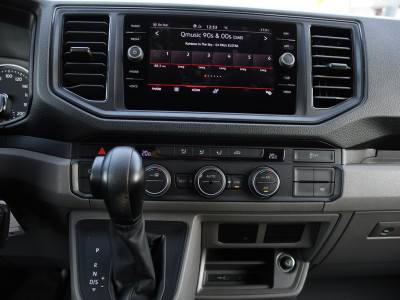 MAN TGE 3.180 35 2.0 L3H3 4x4 PB Edition Cruise, Camera, Carplay, 177pk, Clima, Automaat, Trekhaak, Sensoren, Geveerde stoel, Uniek! foto 18