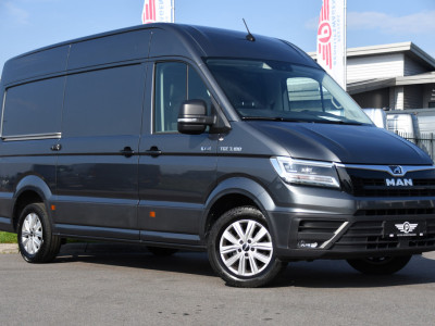 MAN TGE 3.180 35 2.0 L3H3 4x4 PB Edition Cruise, Camera, Carplay, 177pk, Clima, Automaat, Trekhaak, Sensoren, Geveerde stoel, Uniek! foto 5