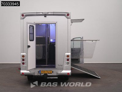 MAN TGE 3.140 Automaat Paardenwagen Horsetruck Bakwagen Zijlader Airco Navi Carplay Trekhaak Euro6 Koffer Pferde Airco Trekhaak Cruise control foto 8