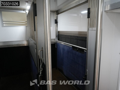 MAN TGE 3.180 Automaat Paardenwagen Hengstenuitvoering Trekhaak LED Airco Cruise Camera Euro6 Horsetruck
Pferdetransport Airco Trekhaak Cruise control 14