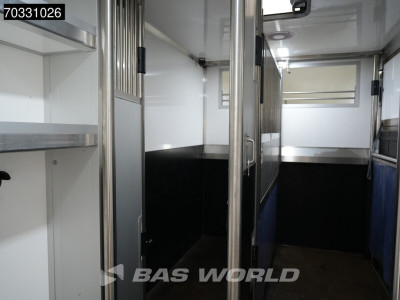 MAN TGE 3.180 Automaat Paardenwagen Hengstenuitvoering Trekhaak LED Airco Cruise Camera Euro6 Horsetruck
Pferdetransport Airco Trekhaak Cruise control 15