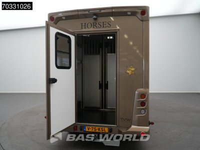 MAN TGE 3.180 Automaat Paardenwagen Hengstenuitvoering Trekhaak LED Airco Cruise Camera Euro6 Horsetruck
Pferdetransport Airco Trekhaak Cruise control 8