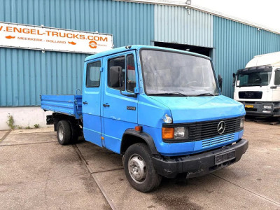 Mercedes-Benz 609 DK CREWCAB 4x2 3-WAY MEILLER KIPPER (MANUAL GEARBOX / FULL STEEL SUSPENSION / POWER STEERING / P.T.O.) foto 2