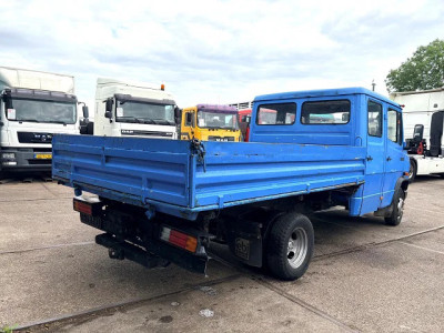 Mercedes-Benz 609 DK CREWCAB 4x2 3-WAY MEILLER KIPPER (MANUAL GEARBOX / FULL STEEL SUSPENSION / POWER STEERING / P.T.O.) foto 3