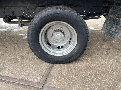 Mercedes-Benz 609 DK CREWCAB 4x2 3-WAY MEILLER KIPPER (MANUAL GEARBOX / FULL STEEL SUSPENSION / POWER STEERING / P.T.O.) foto 7