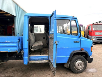 Mercedes-Benz 609 DK CREWCAB 4x2 3-WAY MEILLER KIPPER (MANUAL GEARBOX / FULL STEEL SUSPENSION / POWER STEERING / P.T.O.) foto 8