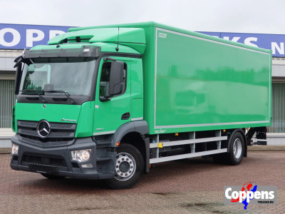 Mercedes-Benz Actros 1824 L Bakwagen + Laadklep 2000 kg