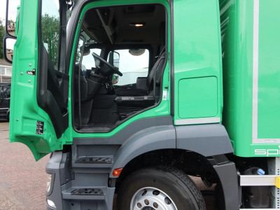 Mercedes-Benz Actros 1824 L Bakwagen + Laadklep 2000 kg foto 10