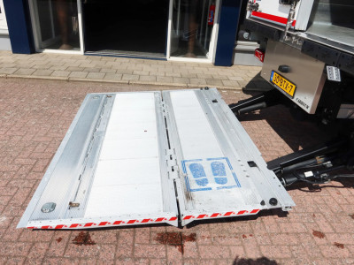 Mercedes-Benz Actros 2136 L Koel/Vries + klep PHARMA ThermokingUT 1200  gr.+25/-25 foto 6