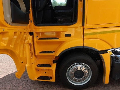 Mercedes-Benz Actros 2642 LL Chassis Cabine Giga space foto 11