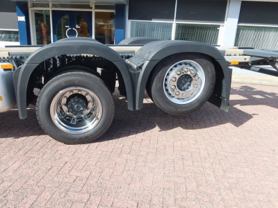Mercedes-Benz Actros 2642 LL Chassis Cabine Giga space foto 16
