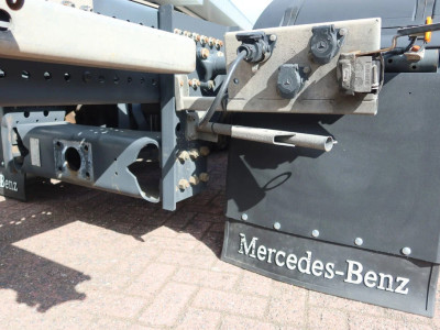 Mercedes-Benz Actros 2642 LL Chassis Cabine Giga space foto 18