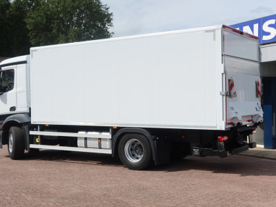 Mercedes-Benz Actros 963-0-A foto 3