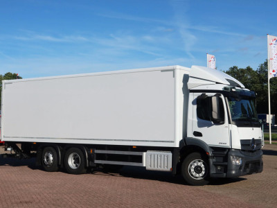 Mercedes-Benz Actros 2532 L Bak + klep 2000 KG LIKE NEW!! TUFF 31-08-2027 foto 7