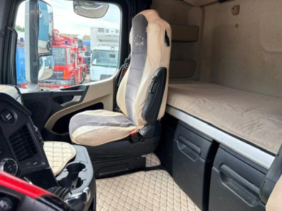 Mercedes-Benz Actros 2545 LS STREAMSPACE 6x2 (TELLIGENT AUTOMATIC / EURO 6 / LIFT-AXLE / FRIDGE UNDER BED / AIRCONDITIONING / SLIDING FIFTH WHEEL / ETC.) foto 13