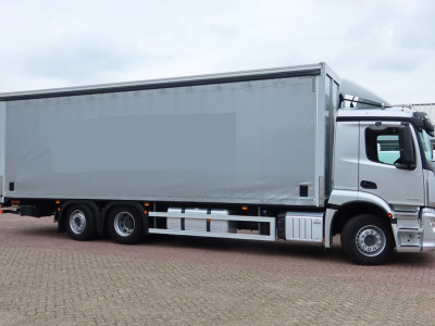 Mercedes-Benz Actros 2646 Curstainside Dhollandia 3.000kg ladebordwand Euro 6 14