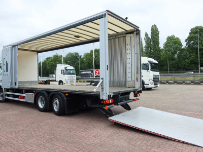 Mercedes-Benz Actros 2646 Curstainside Dhollandia 3.000kg ladebordwand Euro 6 19